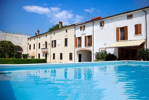 Laquartasola 팜스테이 Roverchiara