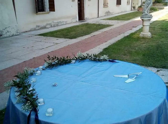 农家乐 Laquartasola